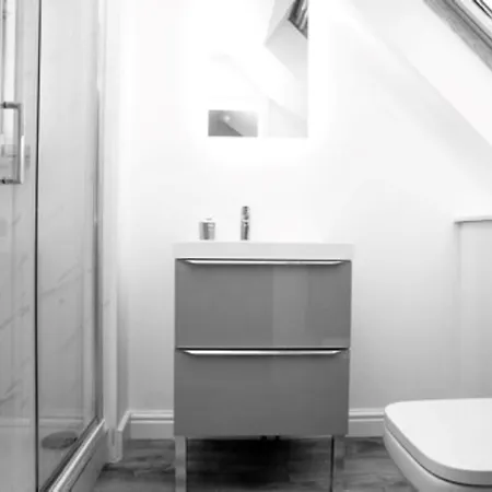 Pochin House Collections Apartment St Austell