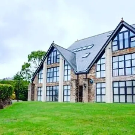 Pochin House Collections Apartment St Austell