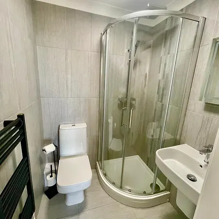 Pochin House Collections Apartment